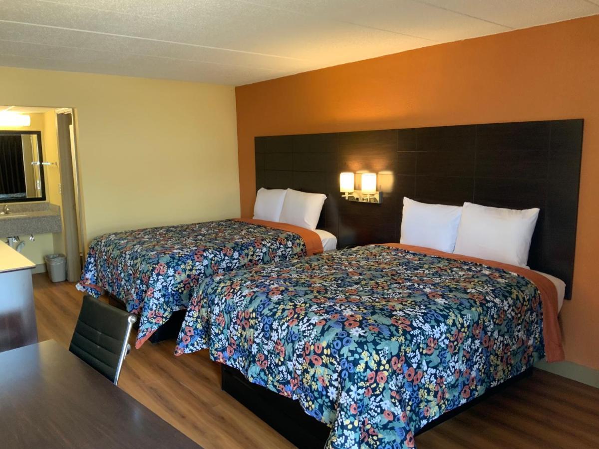 Days Inn By Wyndham Troy Il Экстерьер фото