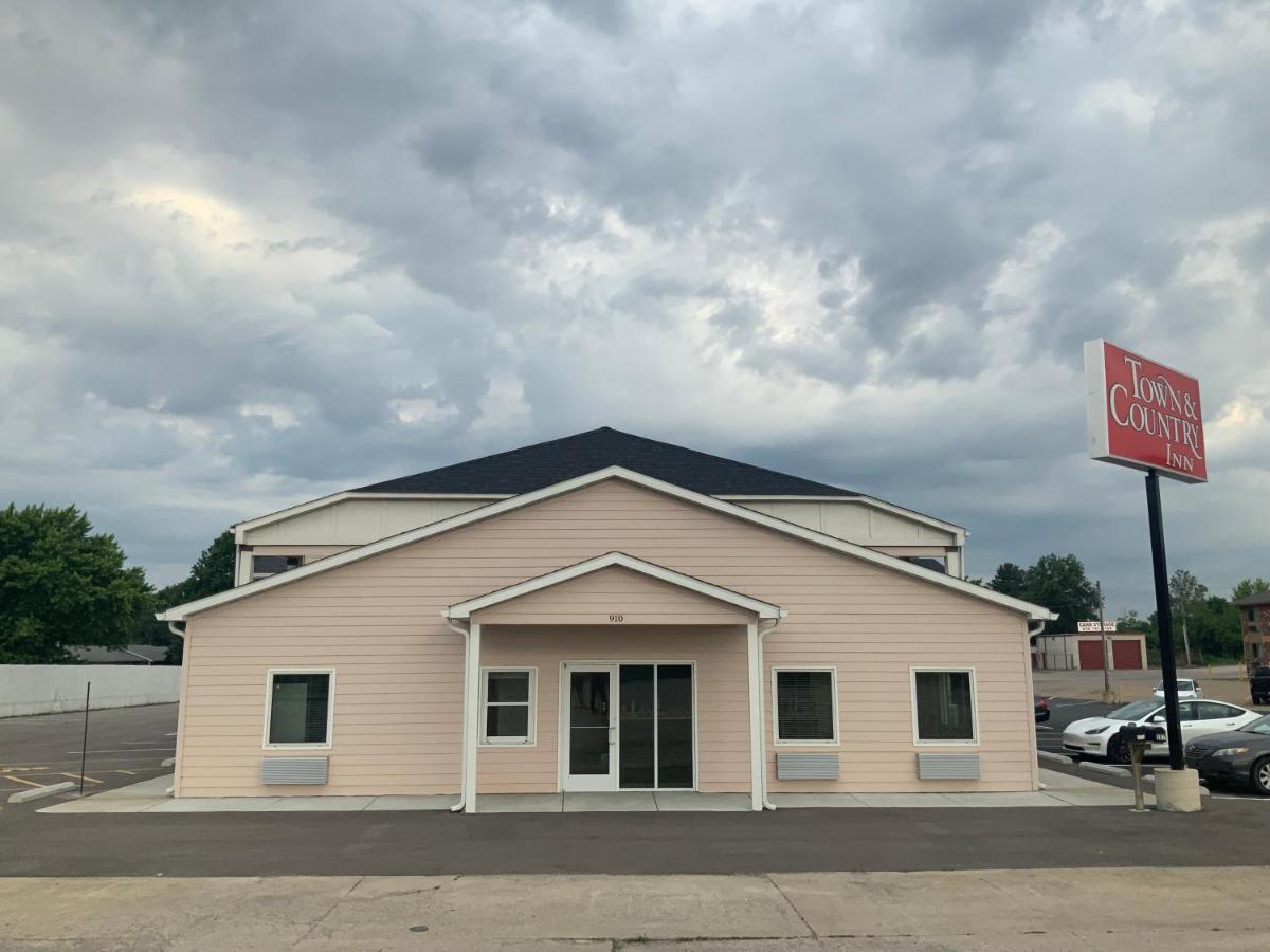 Days Inn By Wyndham Troy Il Экстерьер фото